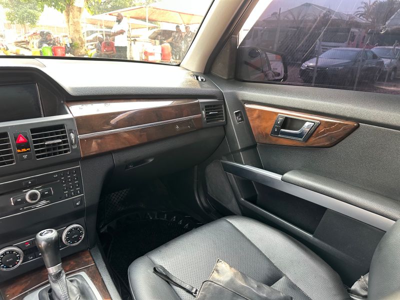 Thumbnail 6 of 2010 MERCEDES-BENZ GLK-Class 4matic